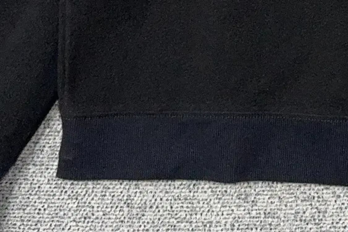 후아유 블랙 센터 로고 맨투맨 M 상품이미지6