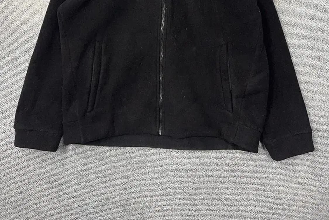 디스커버리 블랙 로고 플리스 후리스 110 상품이미지4