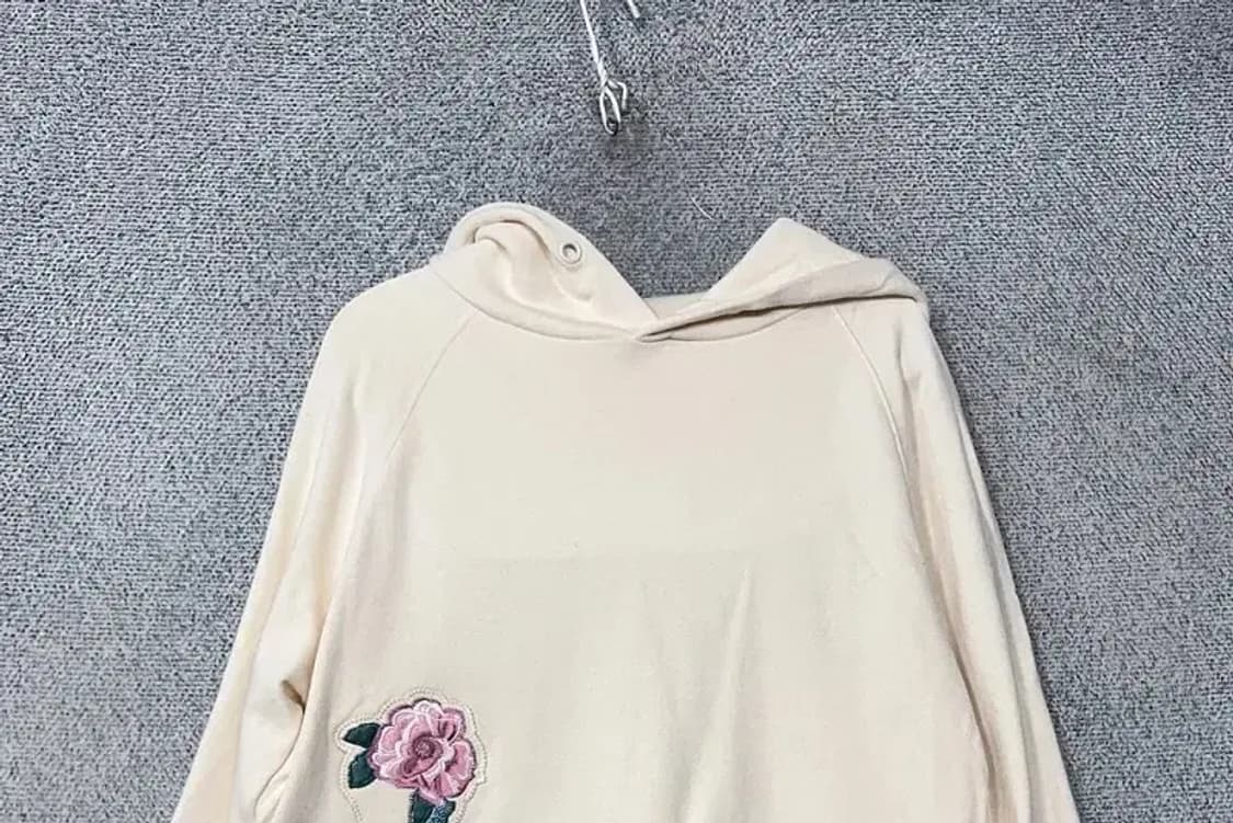 시에로 크림 꽃자수 후드티 0(XS) 상품이미지3