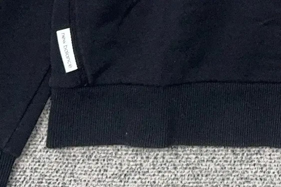 뉴발란스 프린팅 네이비 맨투맨 L 상품이미지6