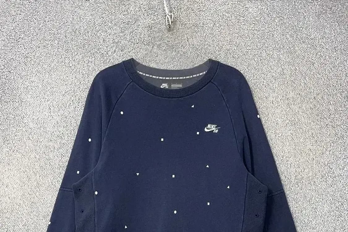 나이키 도트 네이비 맨투맨 M 상품이미지3