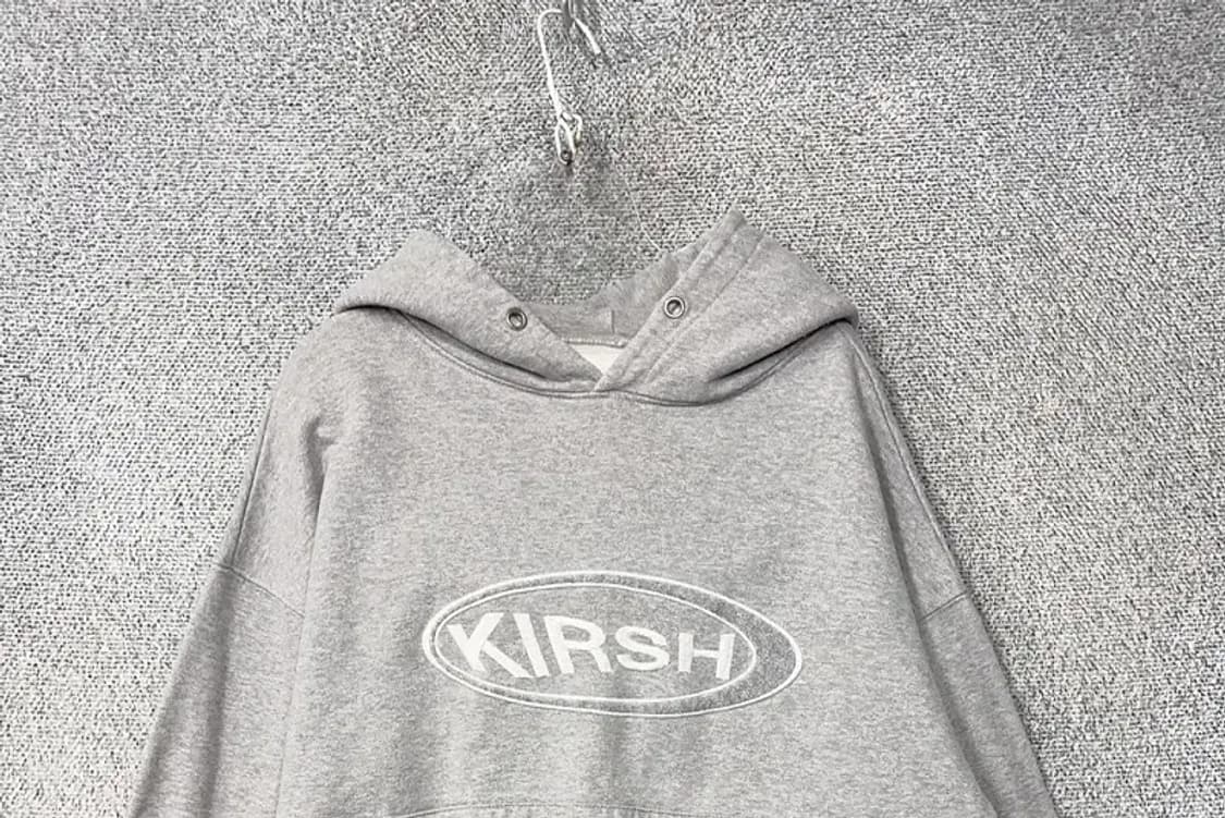 키르시 로고 라이트 그레이 후드티 1 상품이미지3
