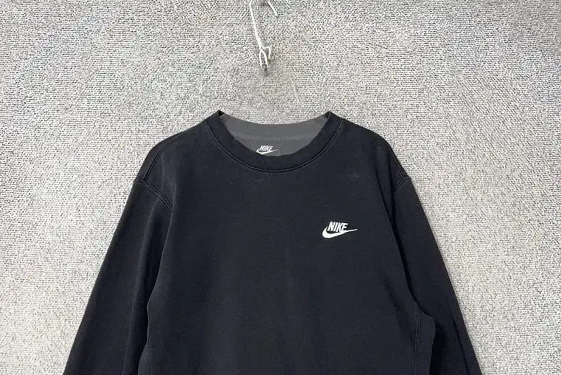 나이키 블랙 로고 맨투맨 S 상품이미지3