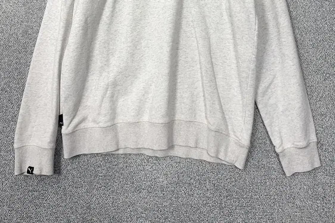 푸마 라이트 그레이 로고 맨투맨 XL 상품이미지4