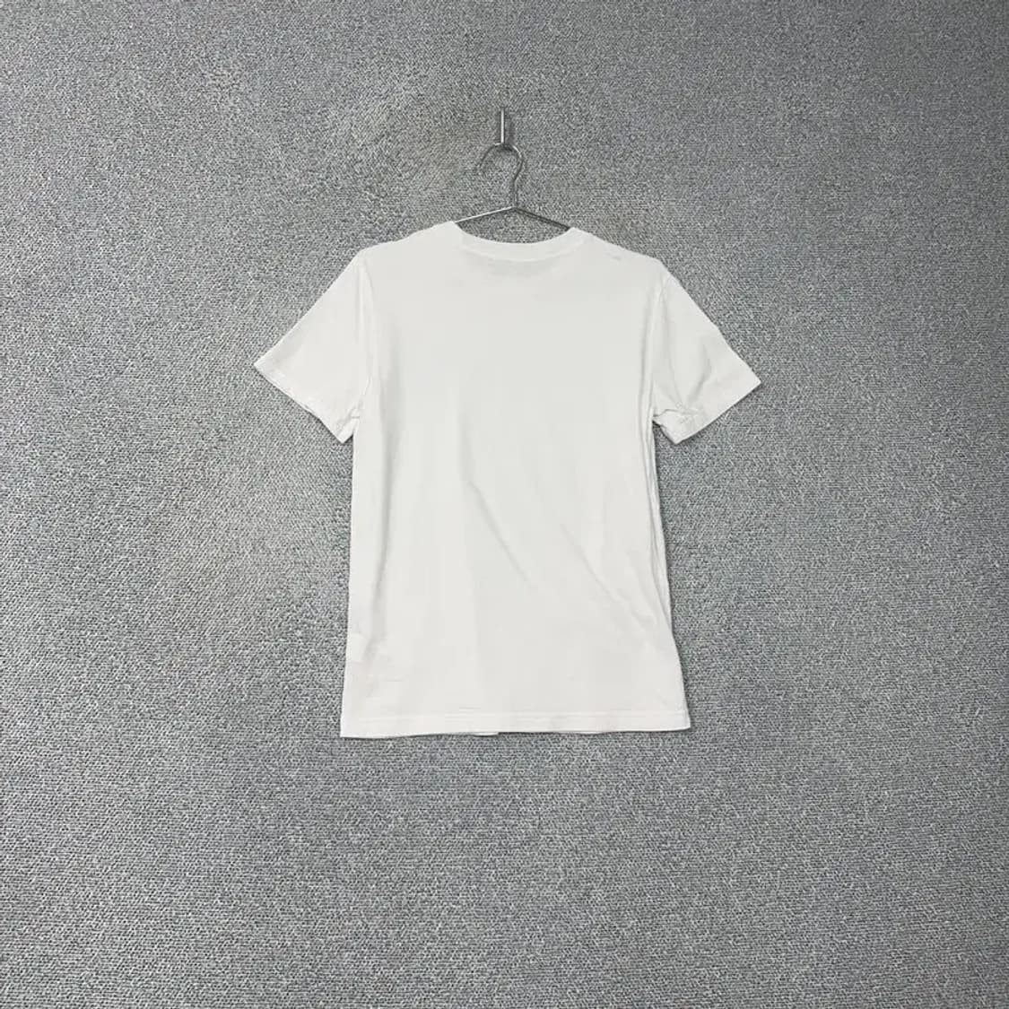 게스 화이트 반팔티 S 상품이미지2