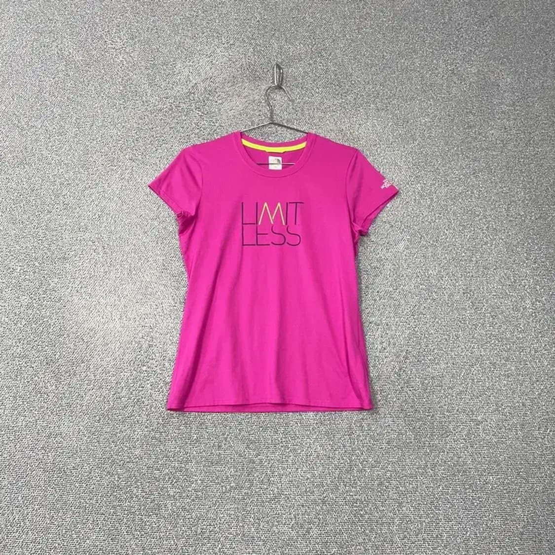 노스페이스 프린팅 핑크 숏 반팔티 M 상품이미지1