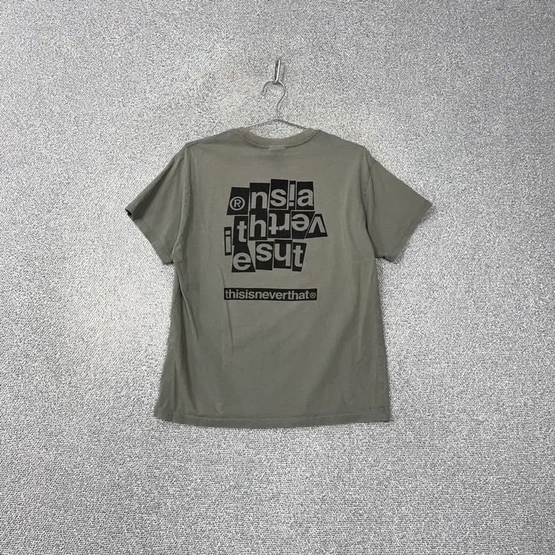 디스이즈네버댓 백프린팅 카키 반팔티 S 상품이미지1