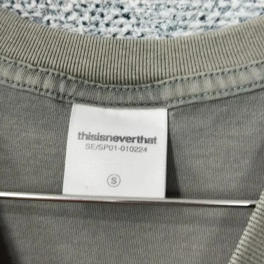 디스이즈네버댓 백프린팅 카키 반팔티 S 상품이미지3