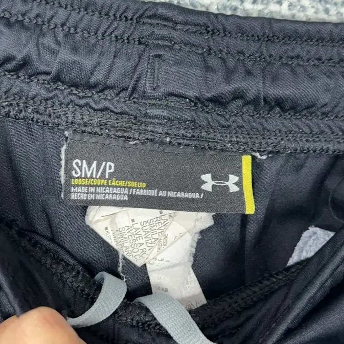 언더아머 기능성 로고 반바지 S-M 상품이미지3