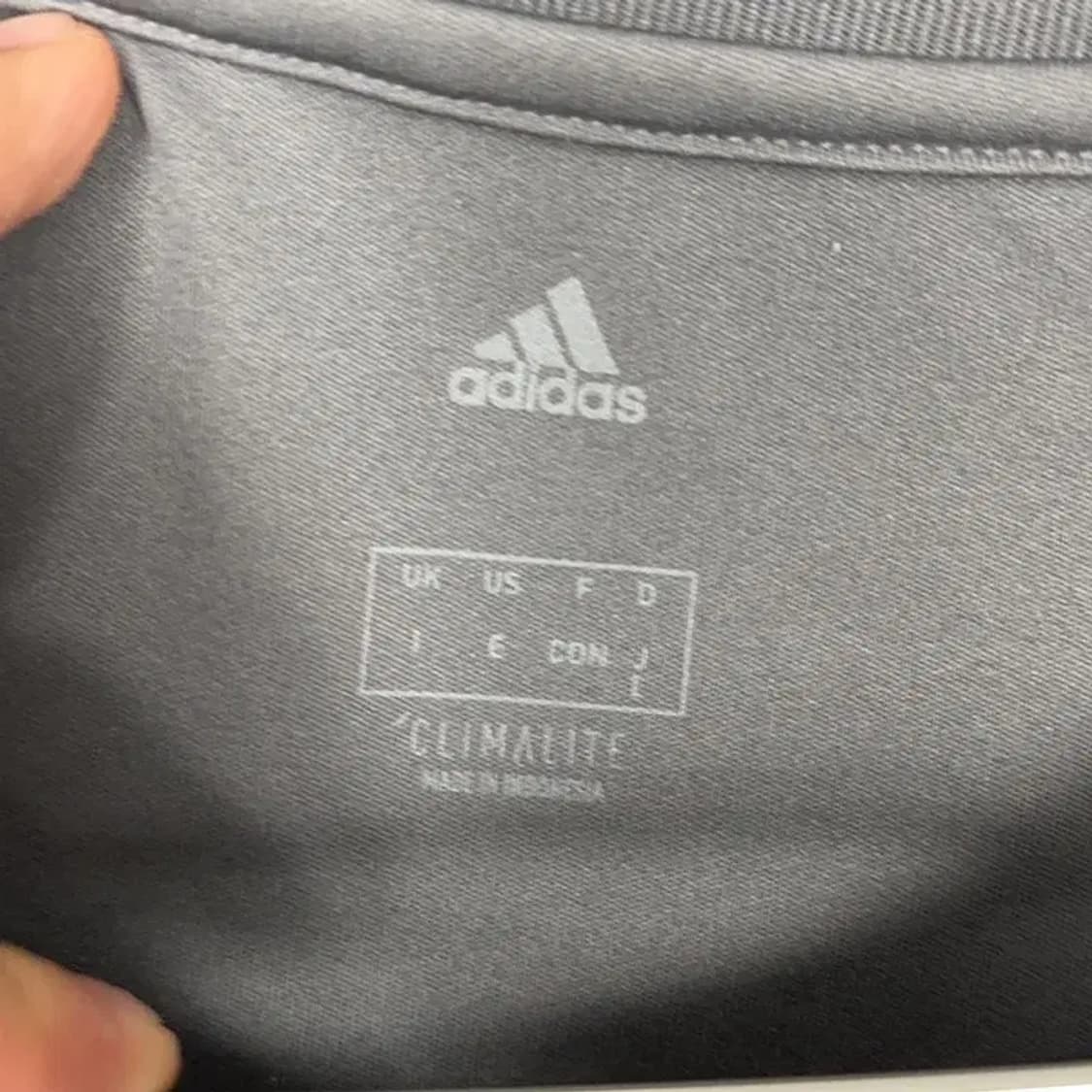 아디다스 그레이 로고 기능성 반팔티 L 상품이미지3