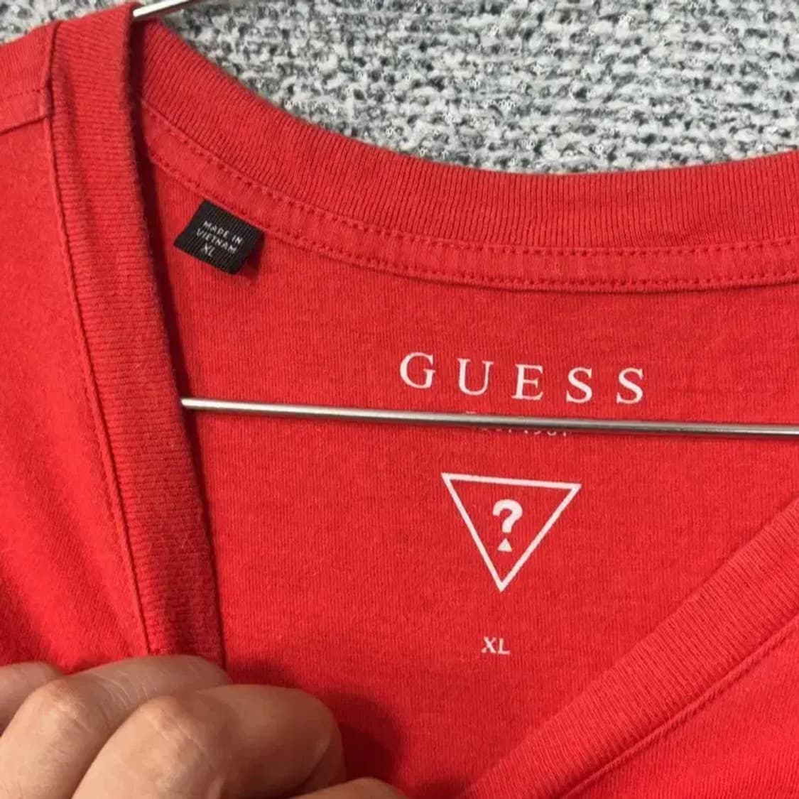 게스 로고 레드 반팔티 XL 상품이미지3