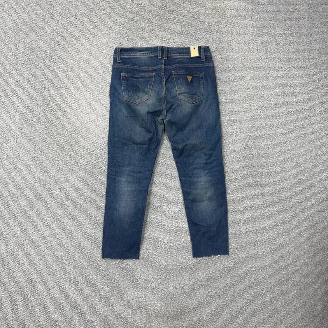 게스 골드로고 여성 데님팬츠 25 상품이미지2