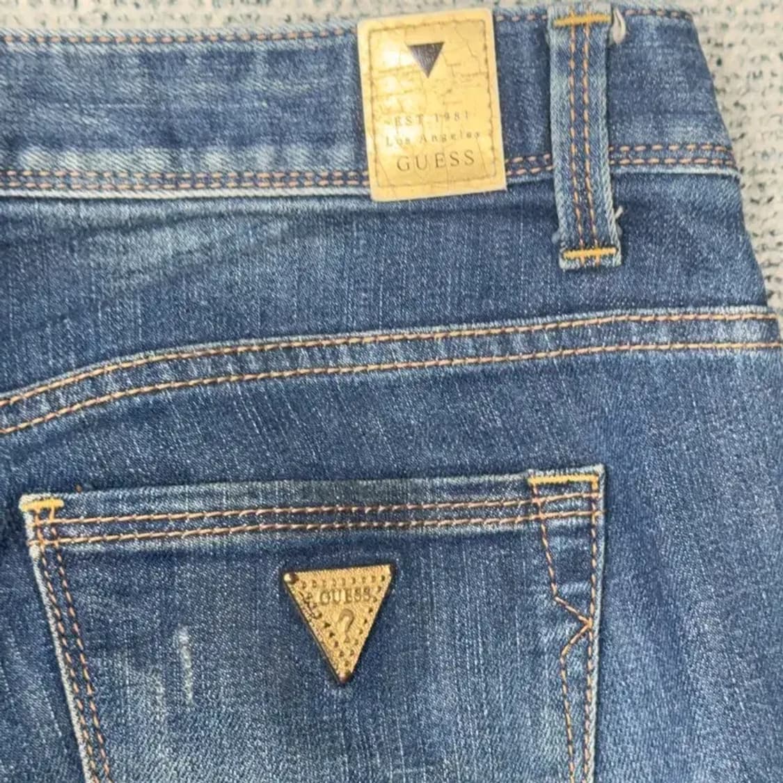 게스 골드로고 여성 데님팬츠 25 상품이미지5