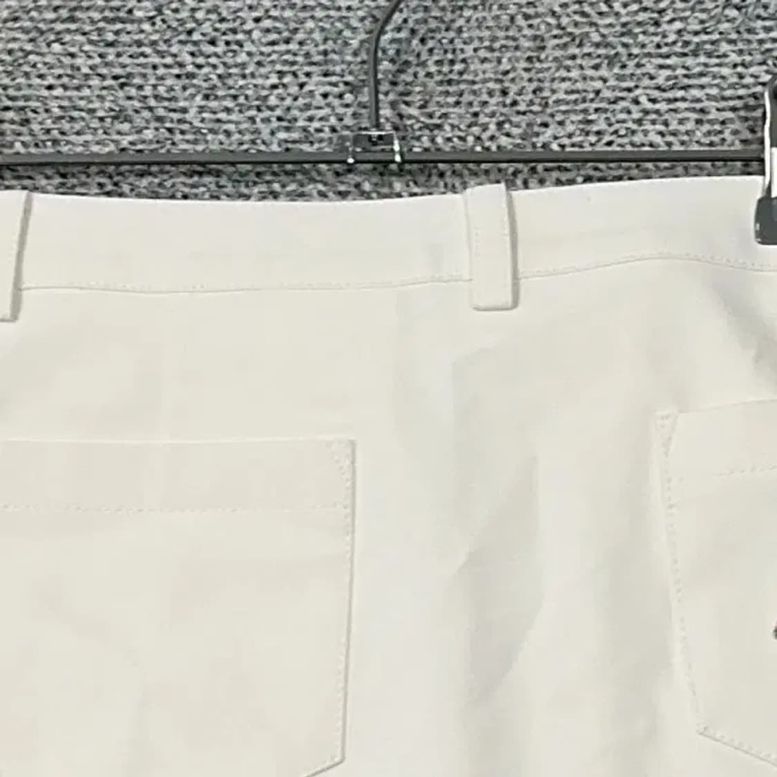 먼싱웨어 로고 화이트 기능성 스커트 67-94 상품이미지5