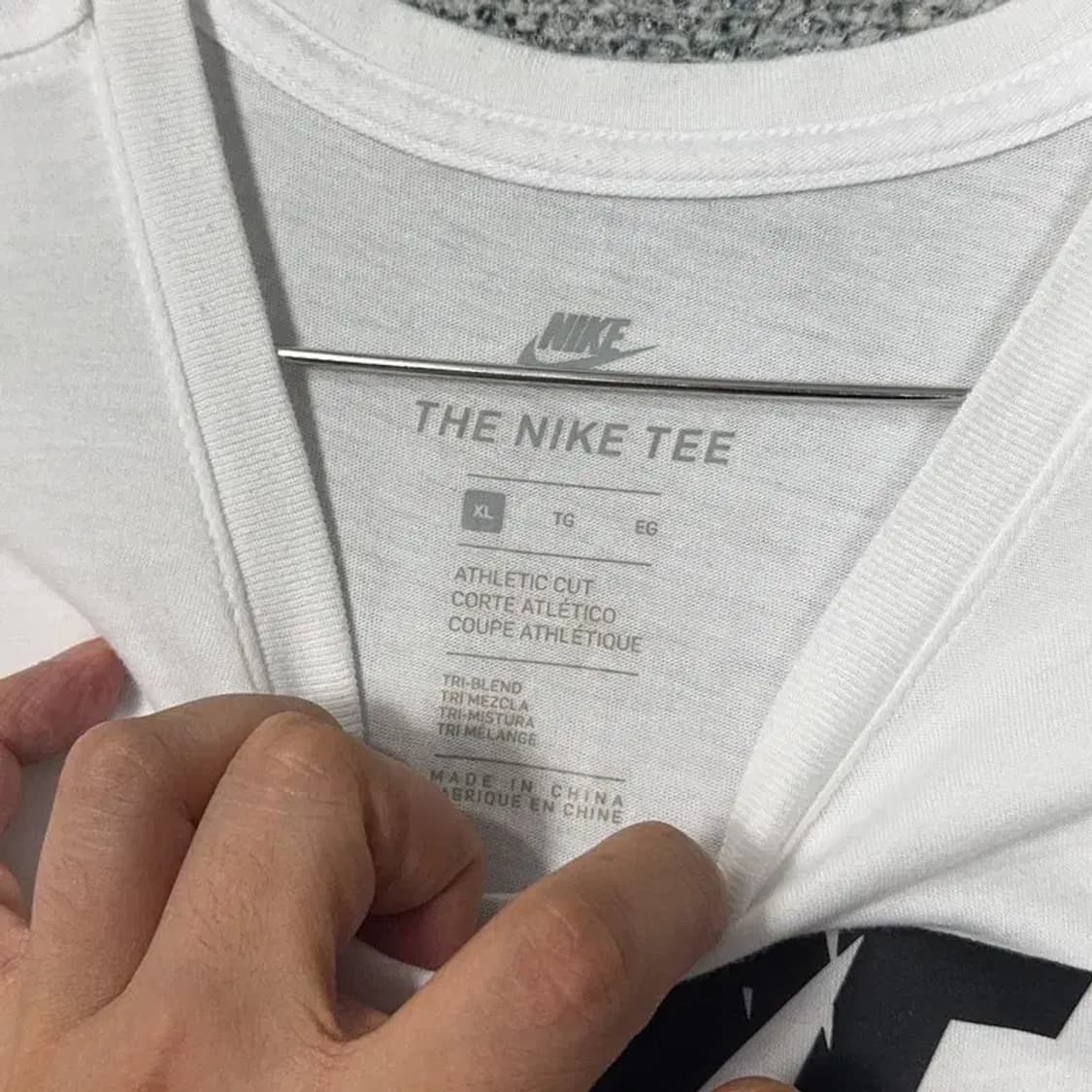 나이키 프린팅 화이트 반팔티 XL 상품이미지3