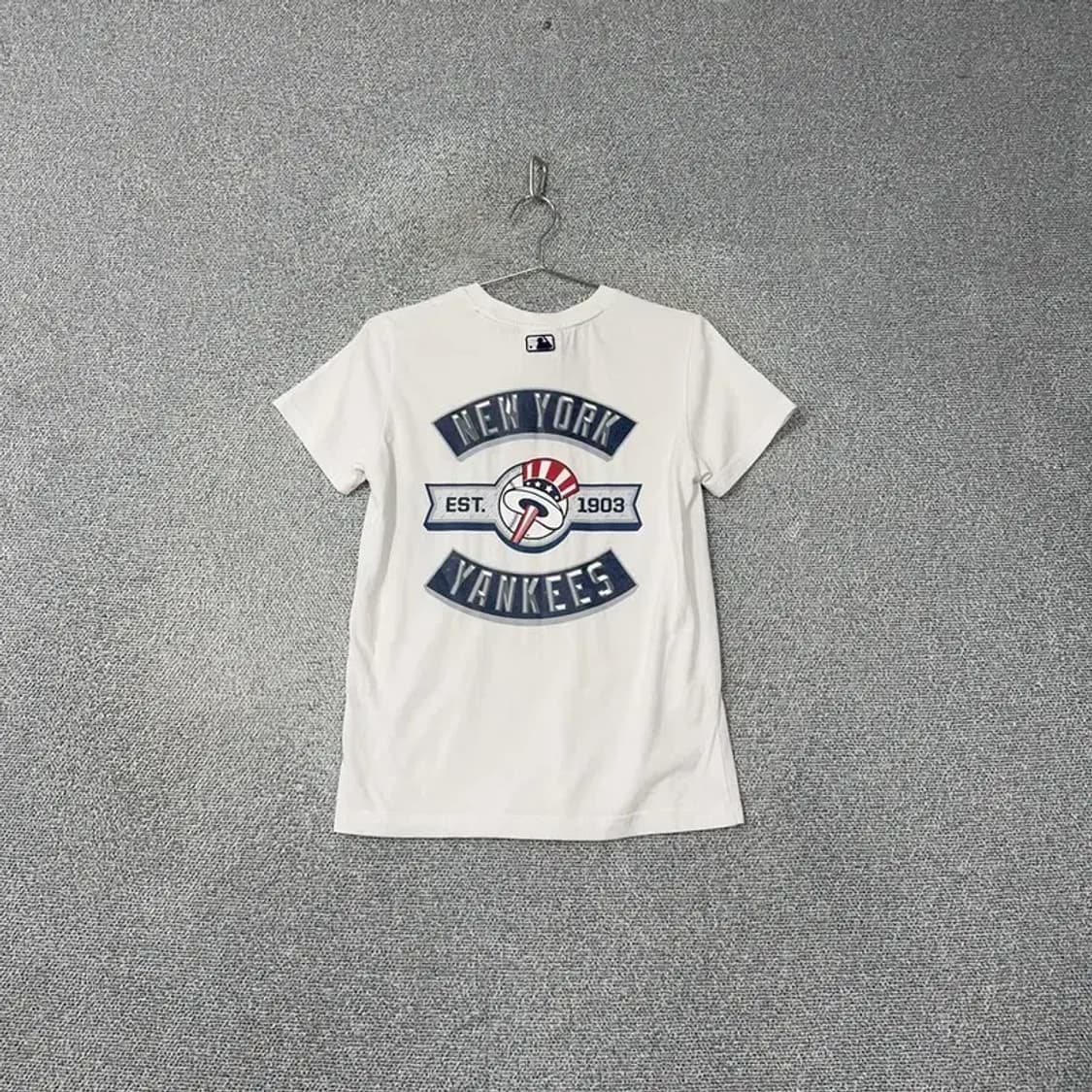 MLB 뉴욕양키즈 로고 화이트 반팔티 85 상품이미지2