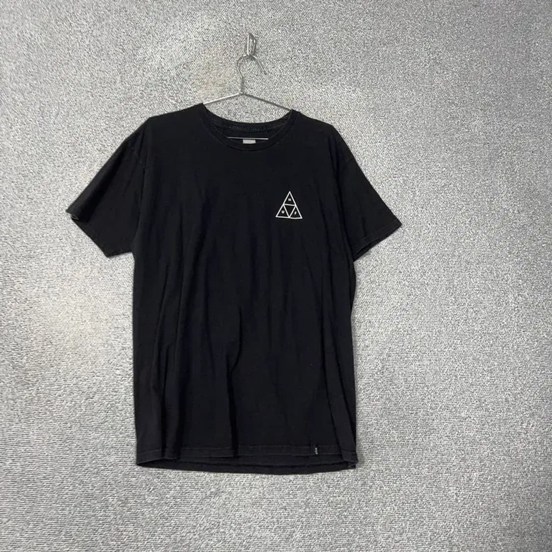 HUF 로고 블랙 반팔티 L 상품이미지1