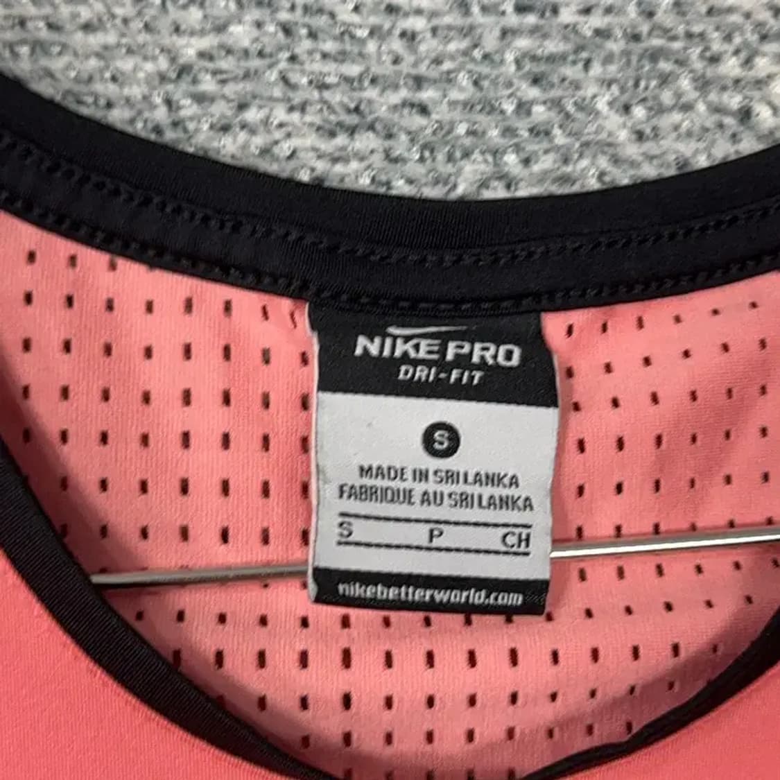 나이키 프로 코랄 기능성 운동 반팔티 S 상품이미지5