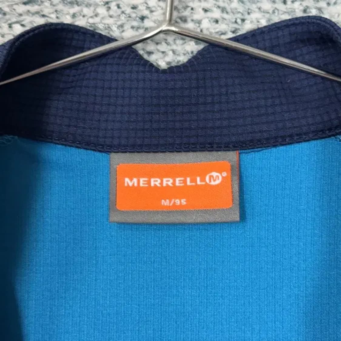 머렐 로고 기능성 반집업 반팔티 M 상품이미지3