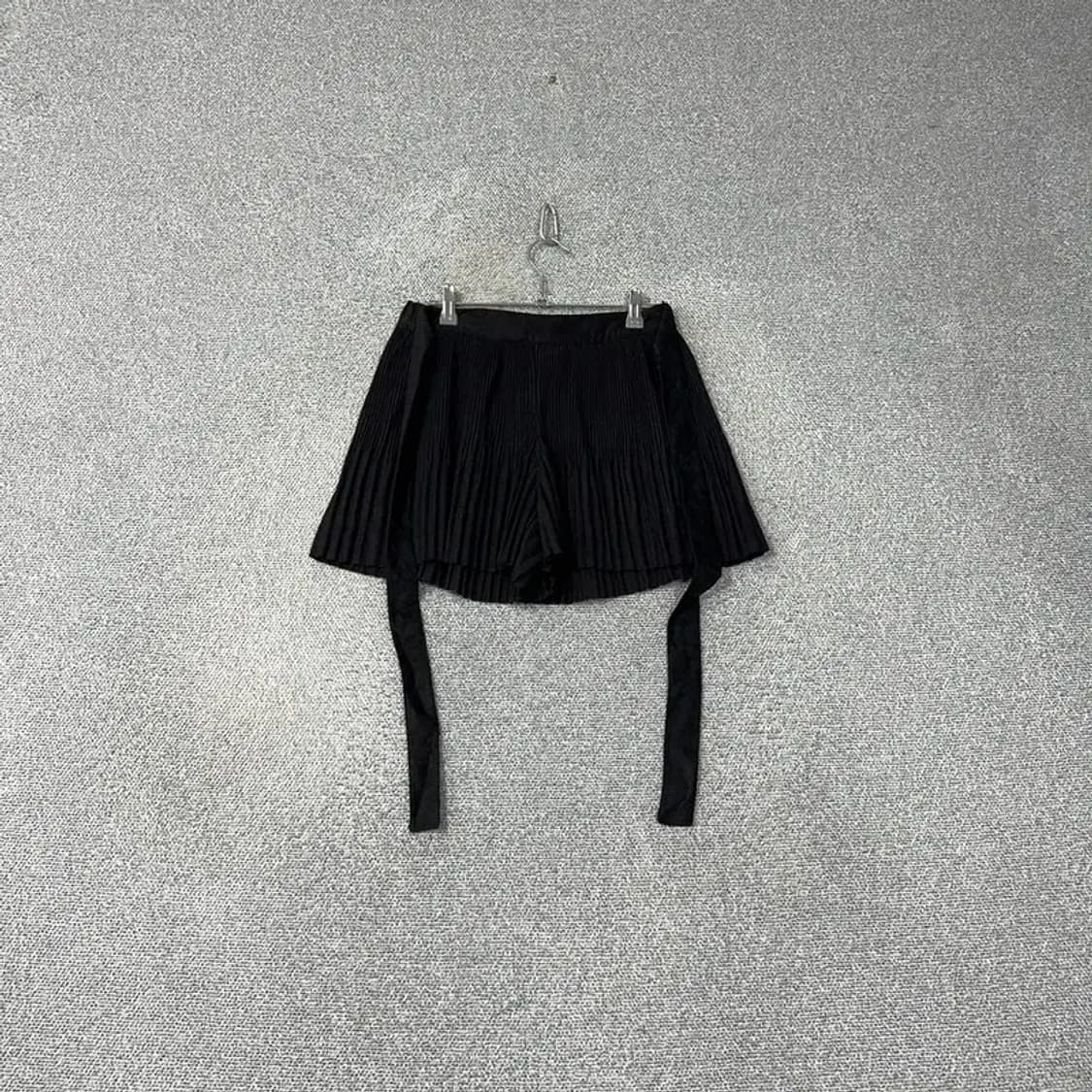 자라 우먼 블랙 폴리 반바지 M 상품이미지1