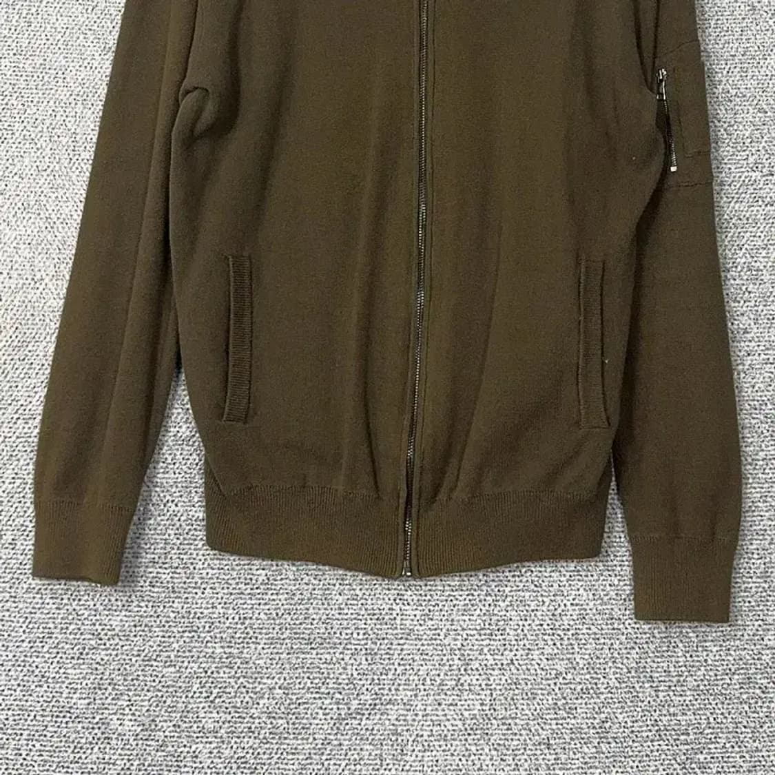 자라 맨 카키 MA-1 니트 집업 블루종 L 상품이미지4