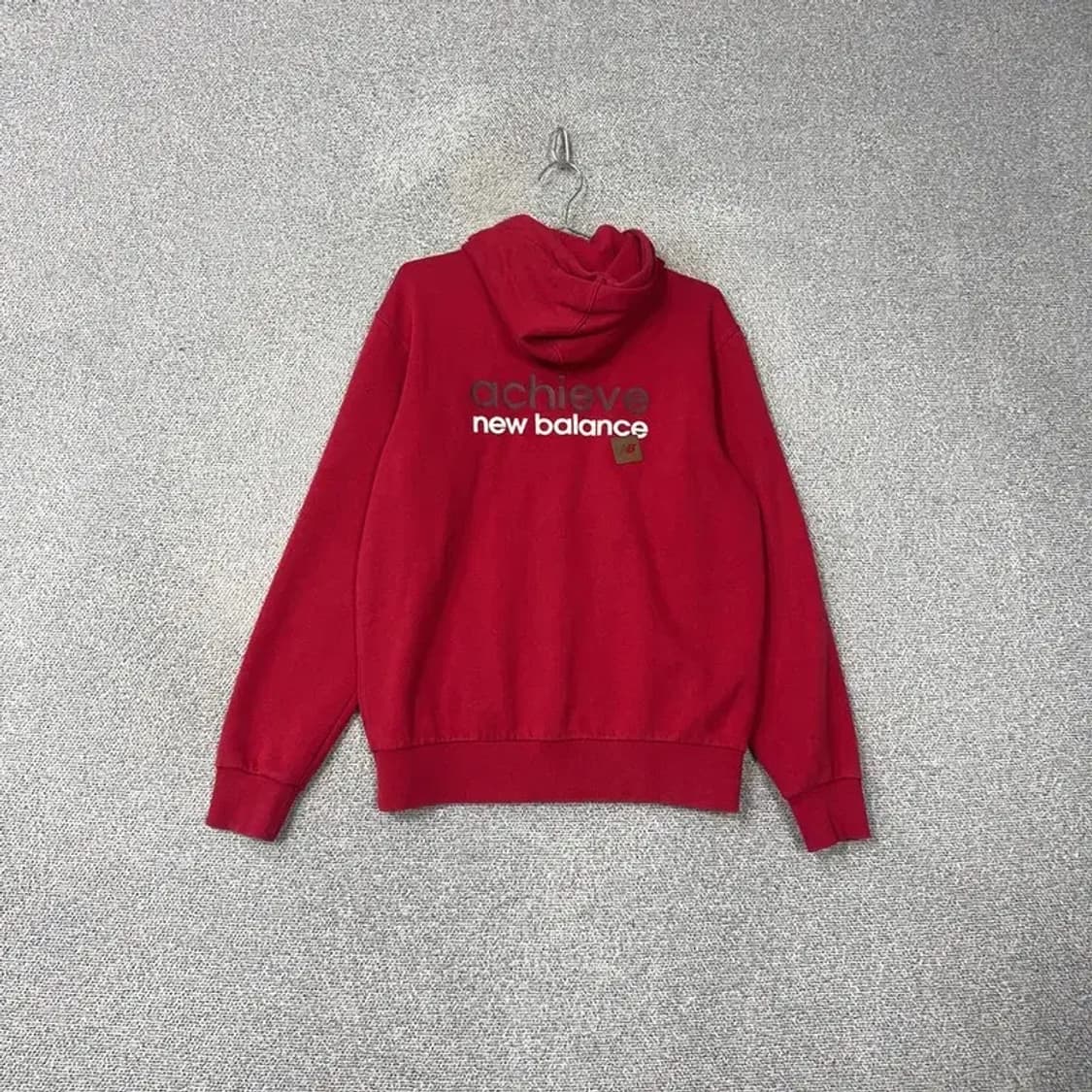 뉴발란스 레드 로고 후드집업 100 상품이미지2