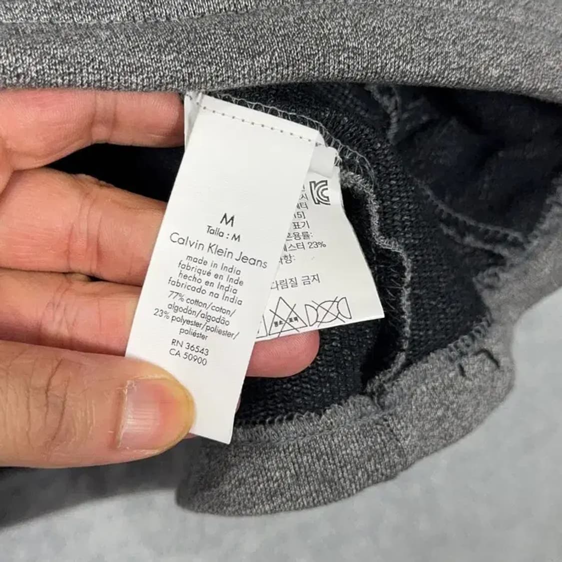 캘빈클라인 캐주얼 반집업 니트 M 상품이미지4