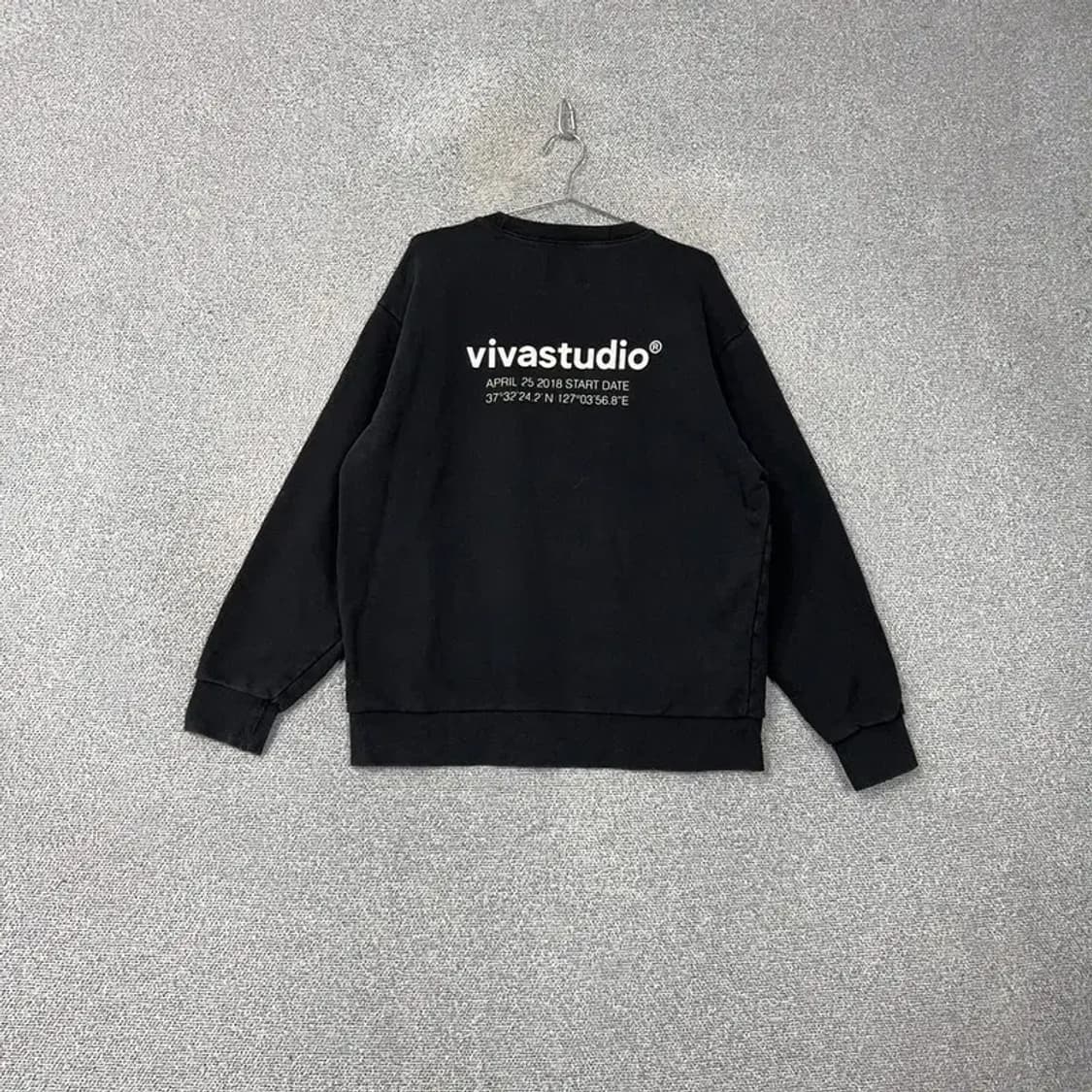 비바스튜디오 블랙 로고 맨투맨 XL 상품이미지2