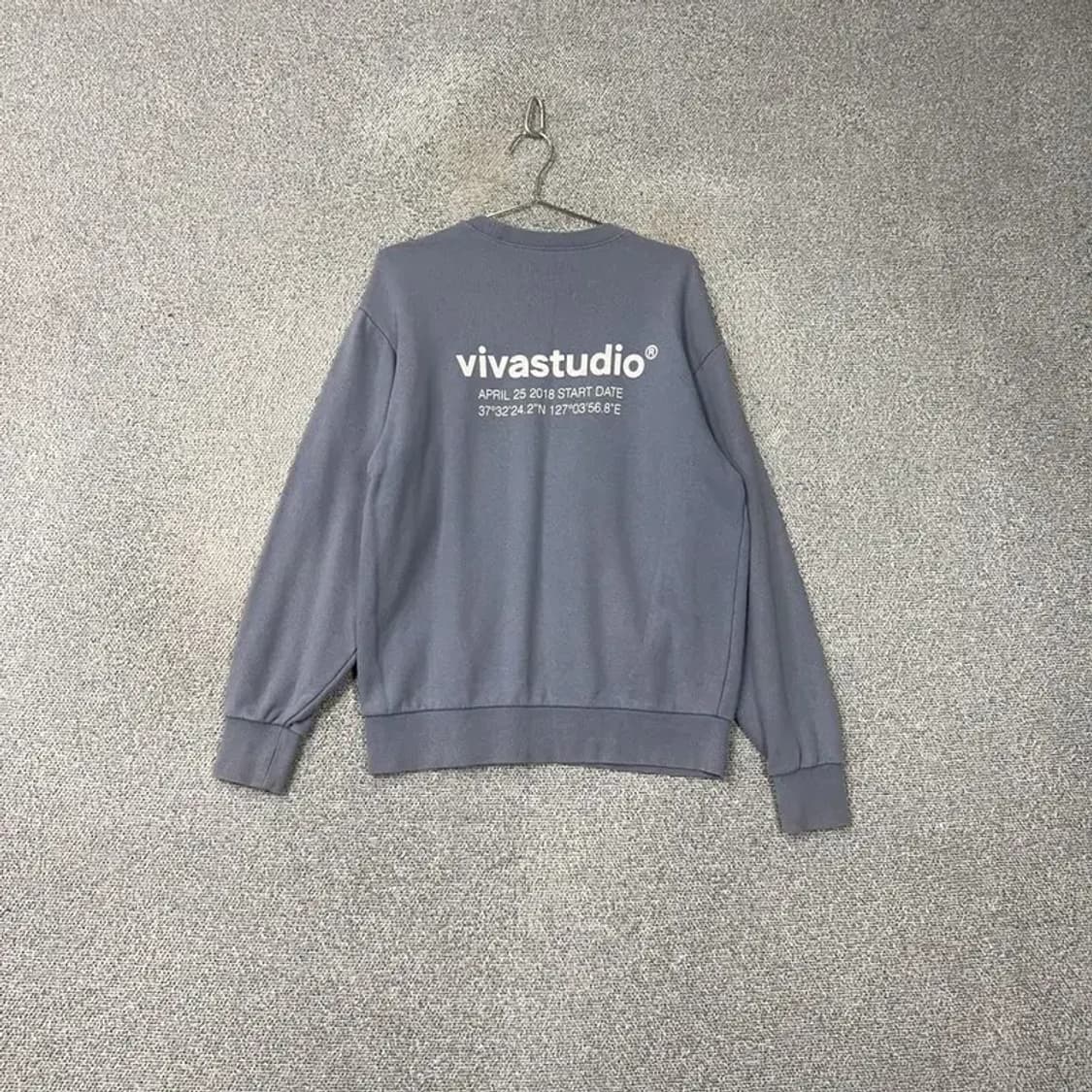 비바스튜디오 프린팅 로고 맨투맨 S 상품이미지2