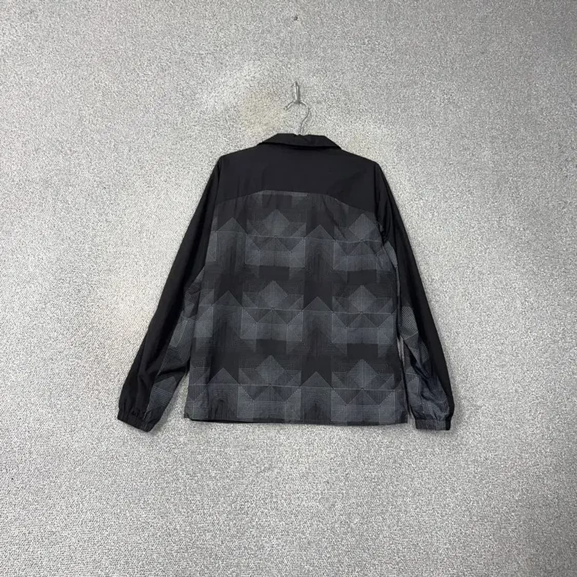 빈폴 아웃도어 등산 바람막이 자켓 100 상품이미지2