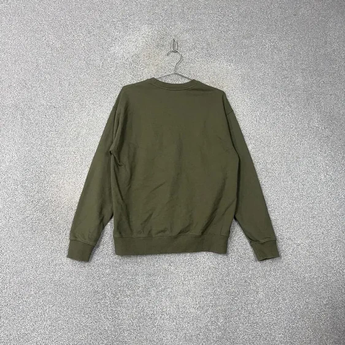 유니폼브릿지 프린팅 카키 맨투맨 S 상품이미지2