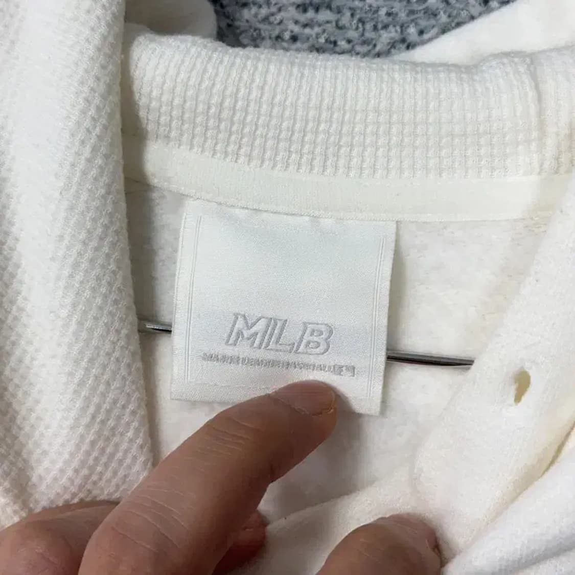 MLB 뉴욕양키즈 로고 후드티 100 상품이미지3