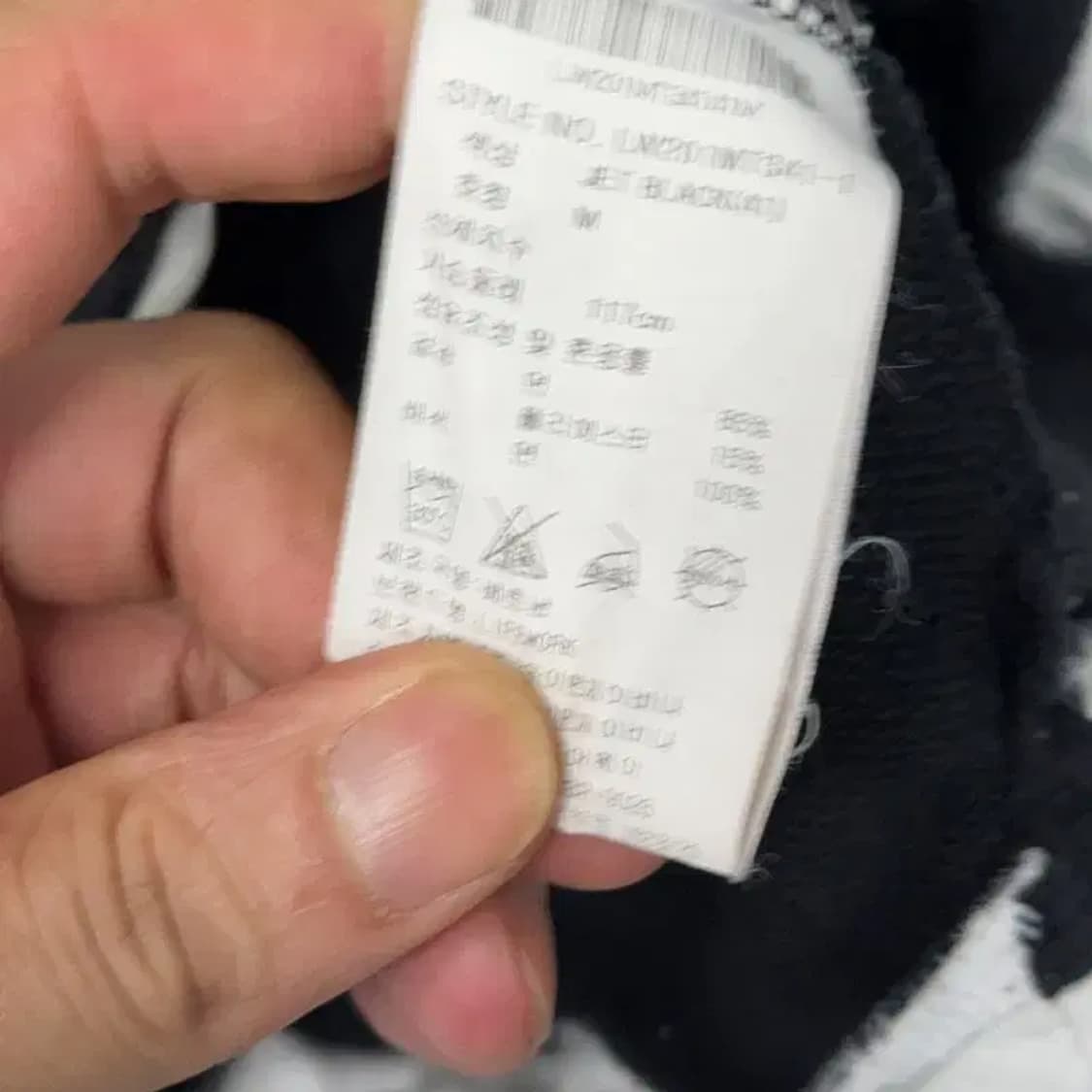 라이프워크 포켓 블랙 맨투맨 M 상품이미지4