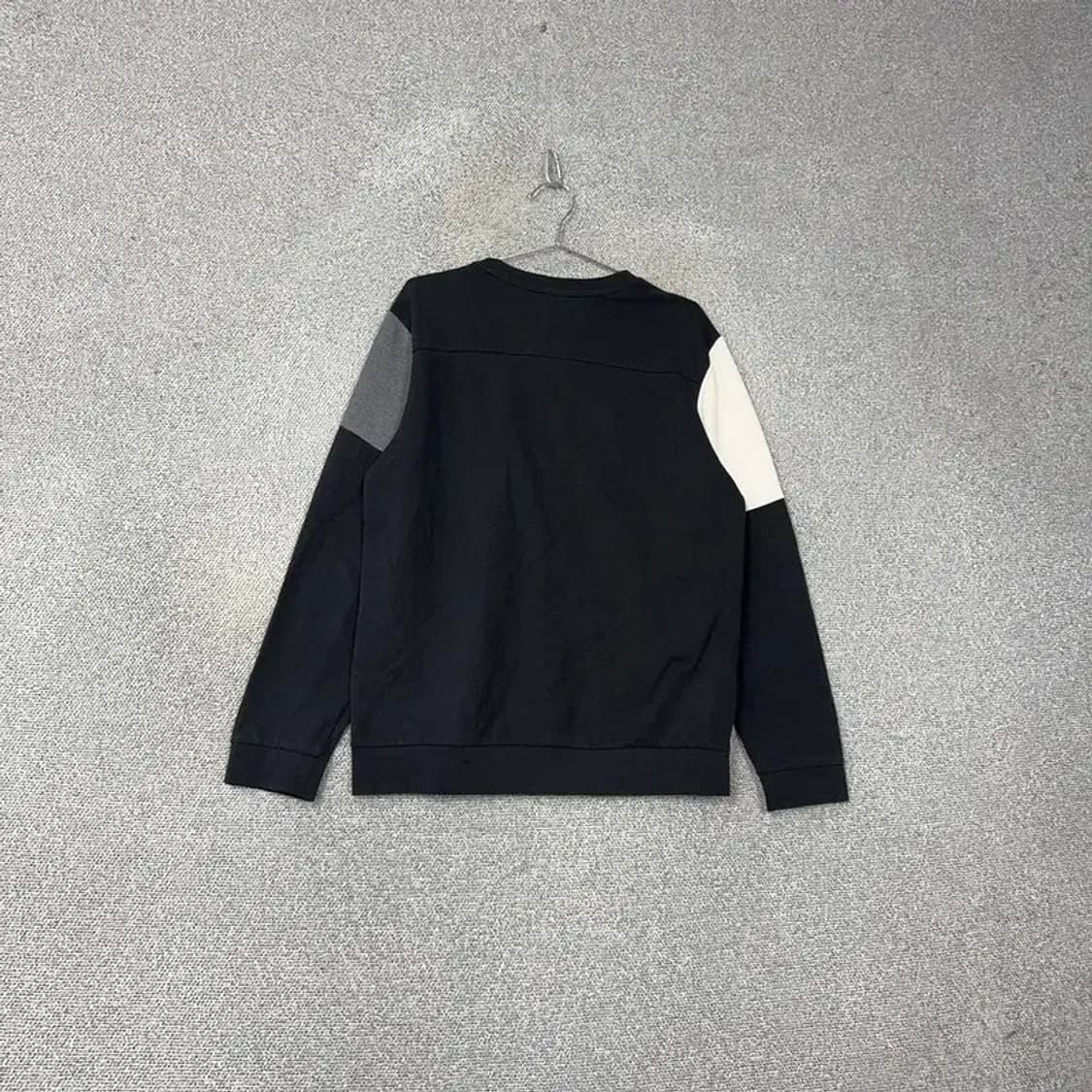 마인드브릿지 기하학 패턴 캐주얼 맨투맨 105 상품이미지2