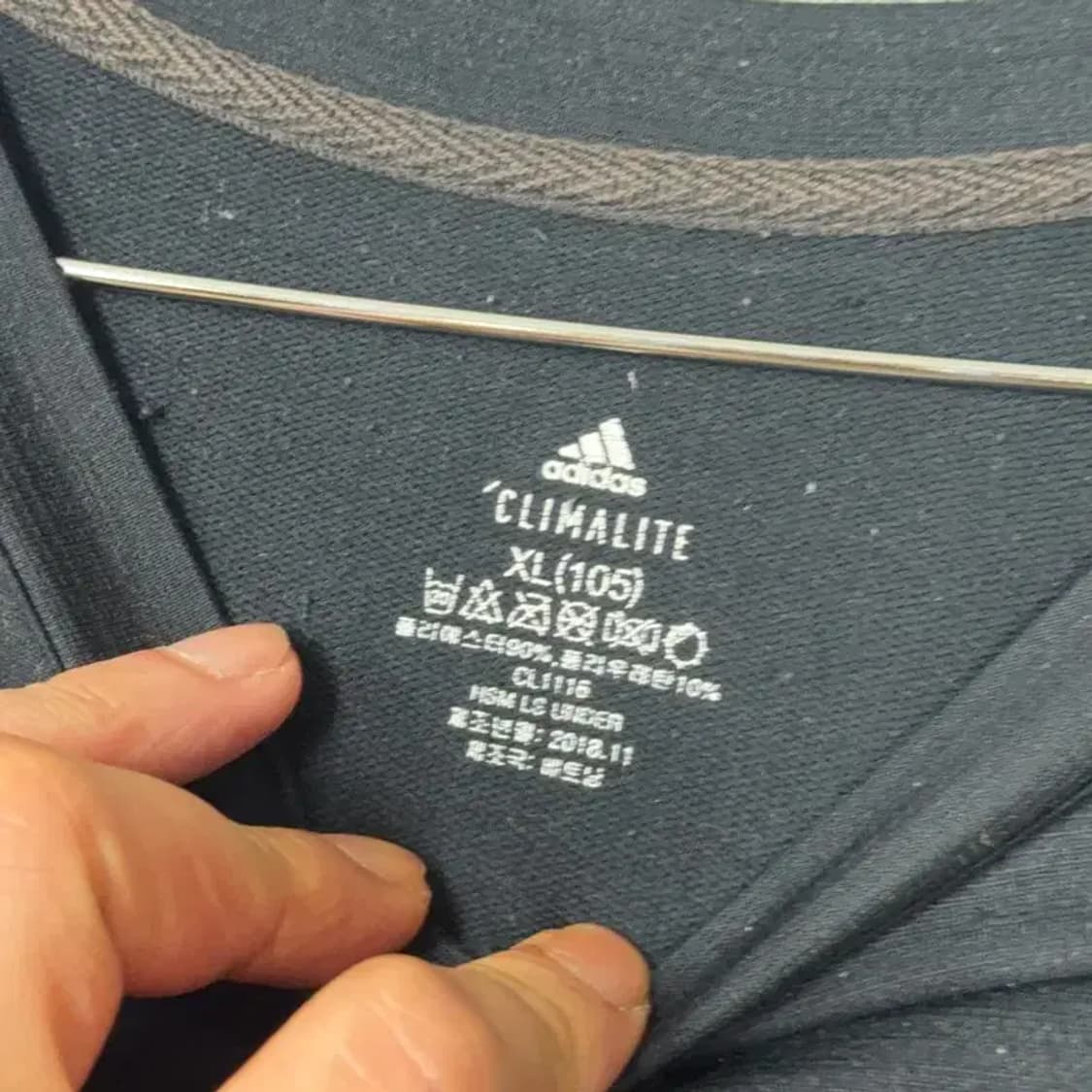 아디다스 블랙 로고 기능성 운동 긴팔티 105 상품이미지3