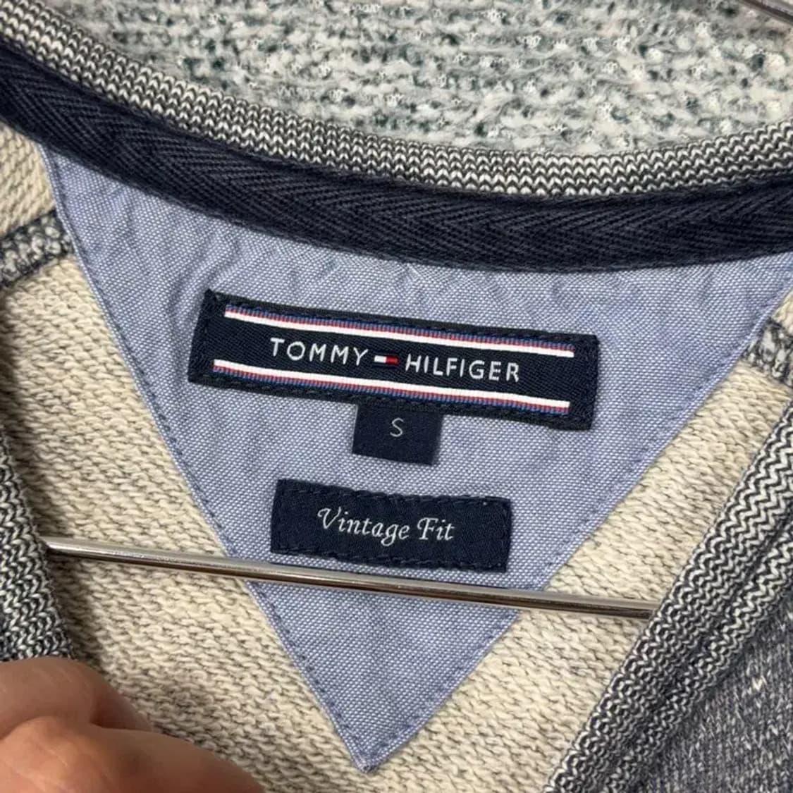 타미힐피거 포켓 그레이 니트 맨투맨 S 상품이미지3