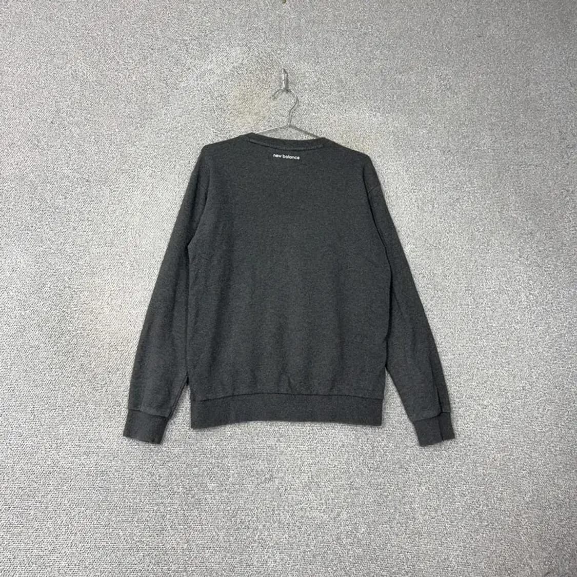 뉴발란스 로고 프린팅 그레이 맨투맨 M 상품이미지2