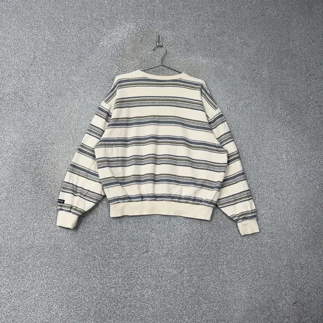 스컬프터 오버핏 스트라이프 맨투맨 FREE 상품이미지2