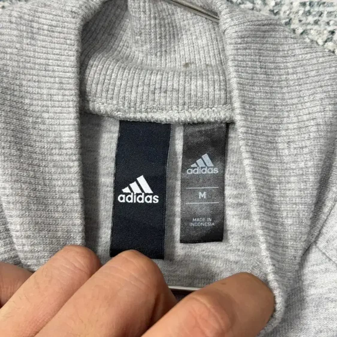 아디다스 팀 백프린팅 그레이 폴라 맨투맨 M 상품이미지3