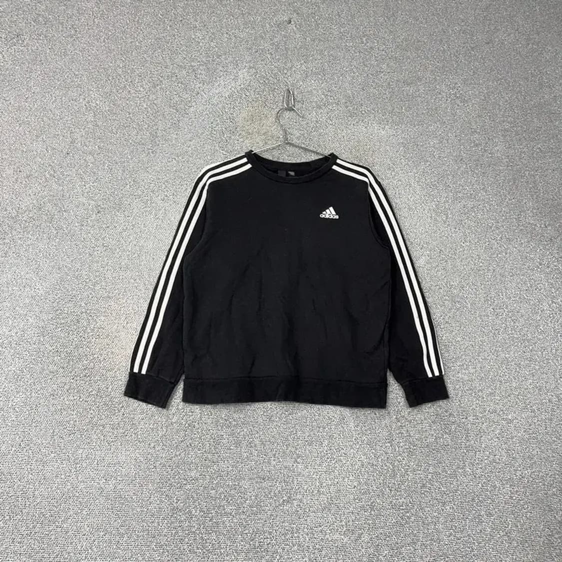 아디다스 삼각로고 삼선 블랙 맨투맨 M 상품이미지1