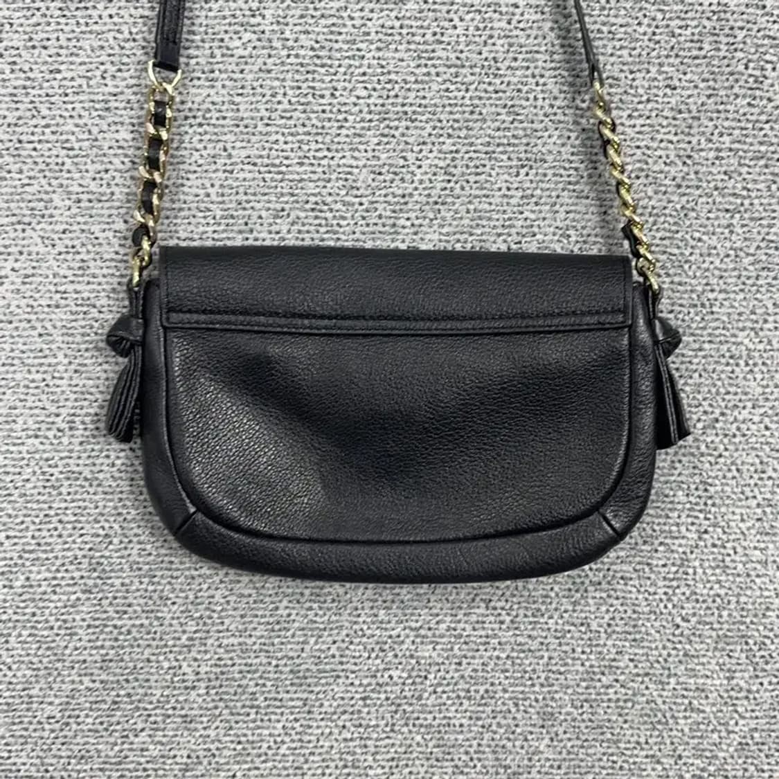 토리버치 블랙 가죽 크로스백 상품이미지2