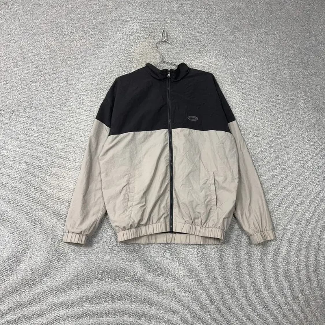 FCMM 그레이 블랙 투톤 로고 바람막이 L 상품이미지1