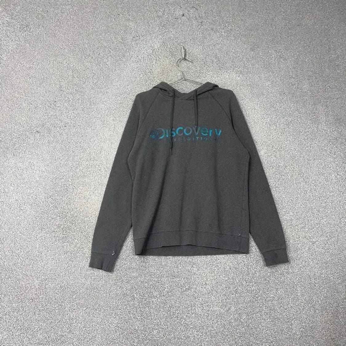 디스커버리 프린팅 로고 그레이 후드티 100 상품이미지1