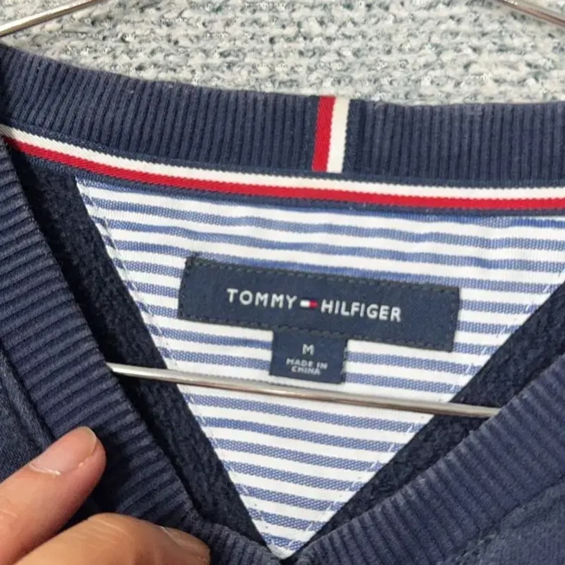 타미힐피거 빅로고 프린팅 네이비 맨투맨 M 상품이미지3