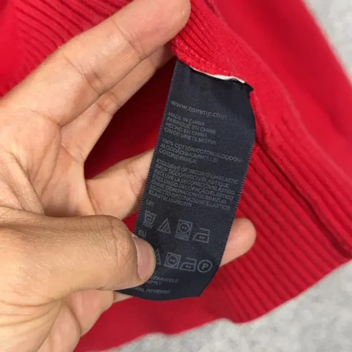 타미힐피거 레드 로고 코튼 반집업 니트 L 상품이미지4