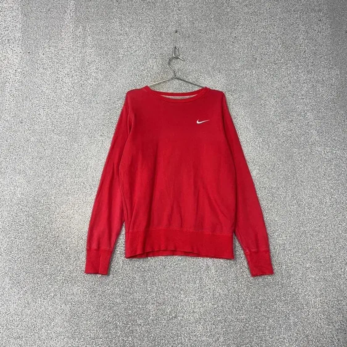 나이키 레드 로고 스우시 맨투맨 L 상품이미지1