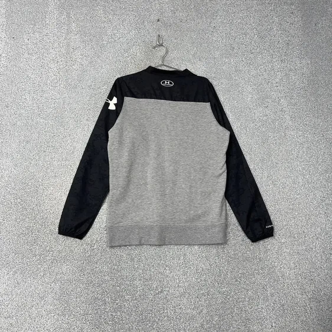 언더아머 프린팅 로고 기능성 운동 맨투맨 긴팔티 XL 상품이미지2