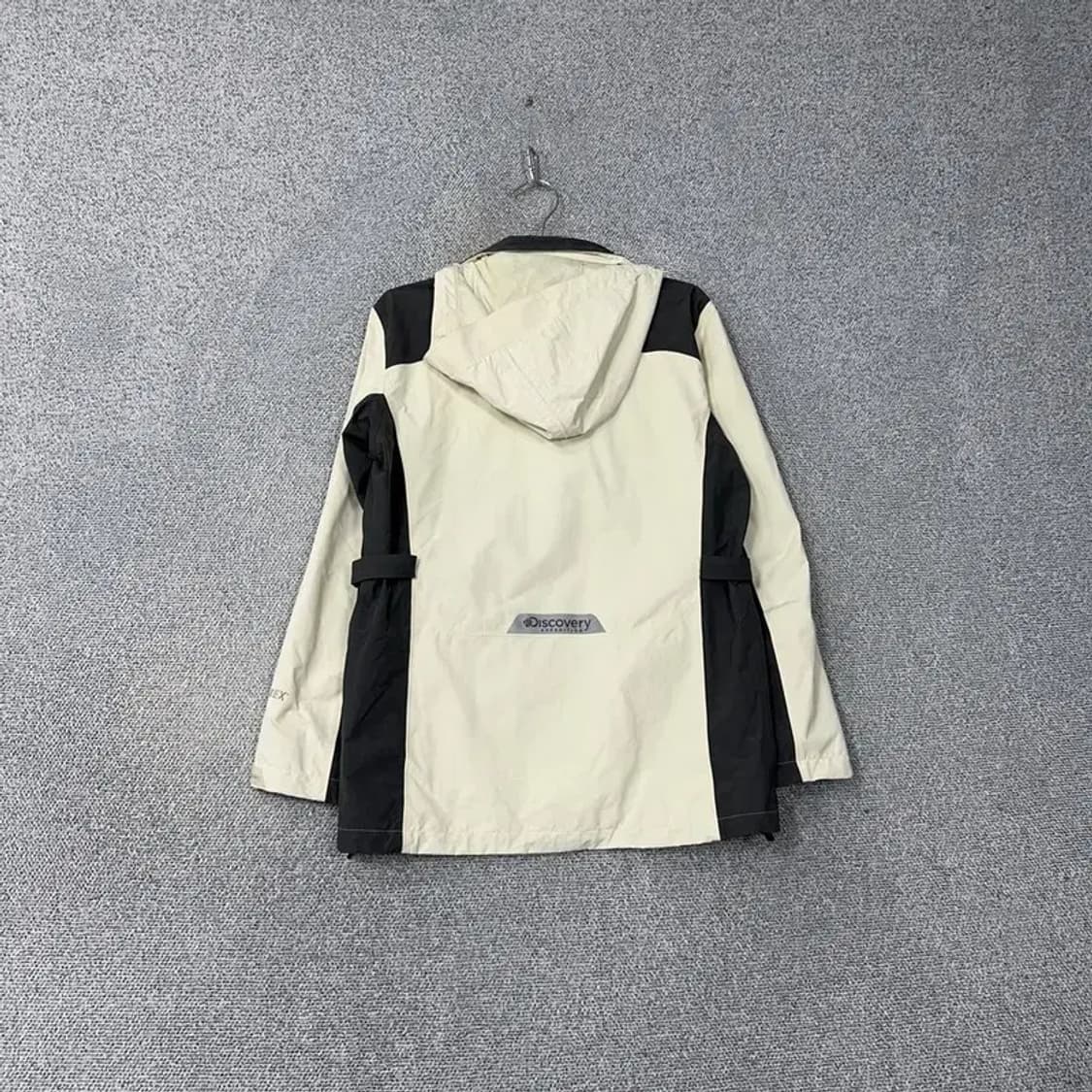 디스커버리 고어텍스 화이트 바람막이 95 상품이미지2