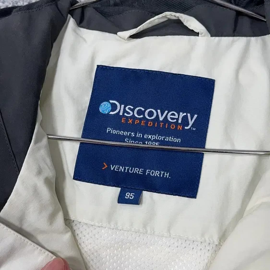 디스커버리 고어텍스 화이트 바람막이 95 상품이미지4