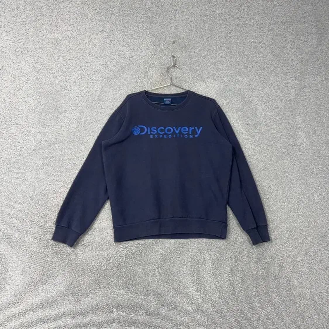 디스커버리 프린팅 네이비 맨투맨 100 상품이미지1